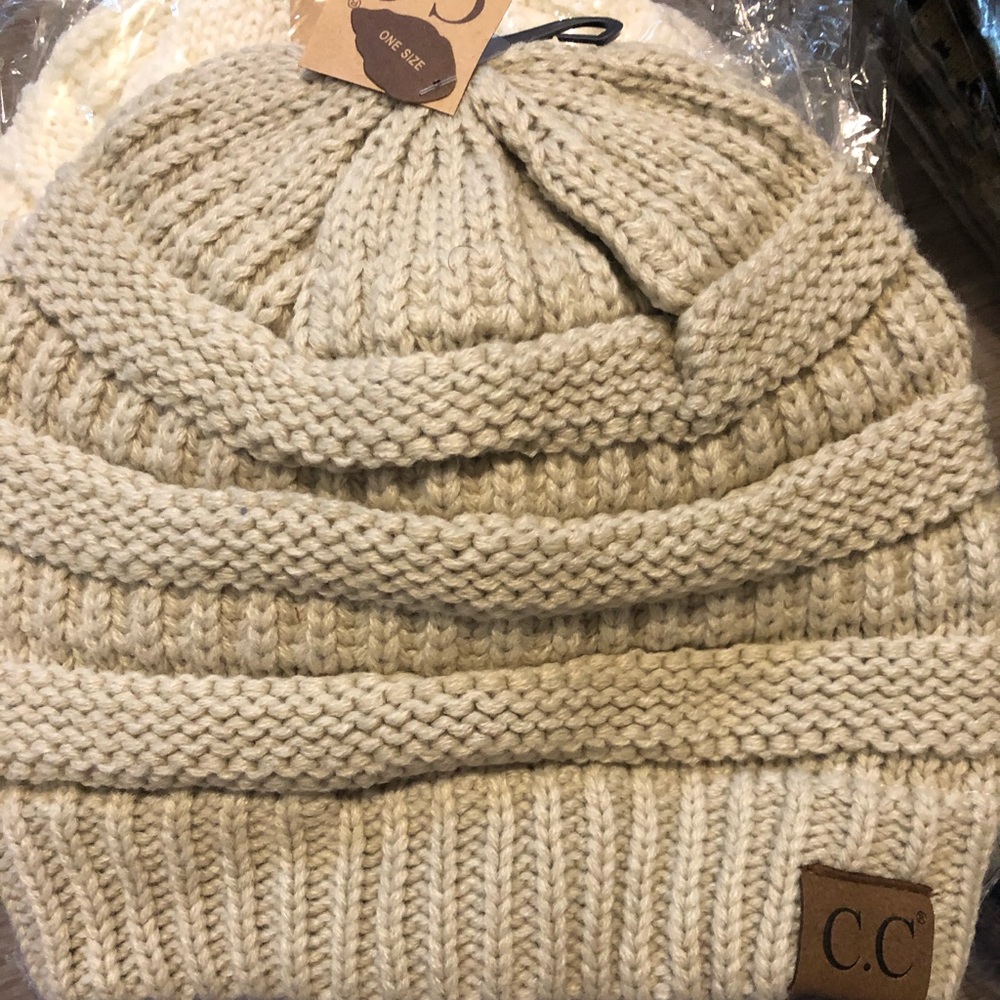 Tan c.c. Beanie